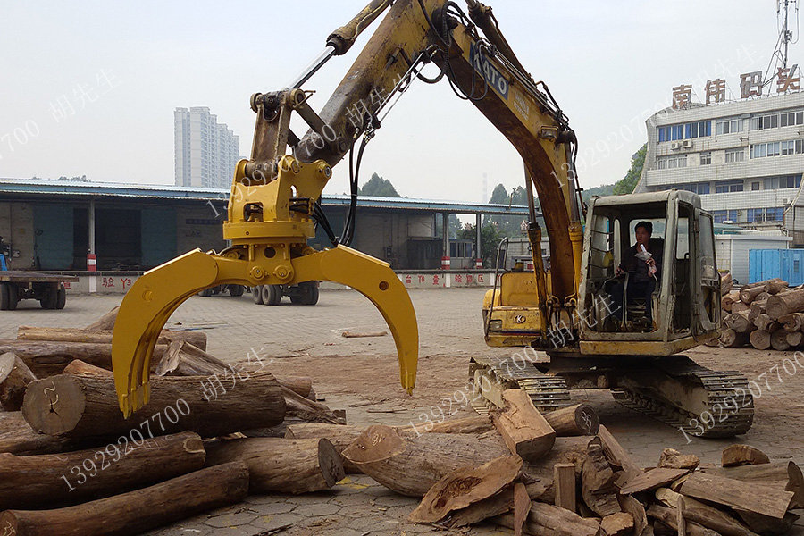 【抓木機(jī)】買抓木機(jī)應(yīng)該對(duì)比的是什么？